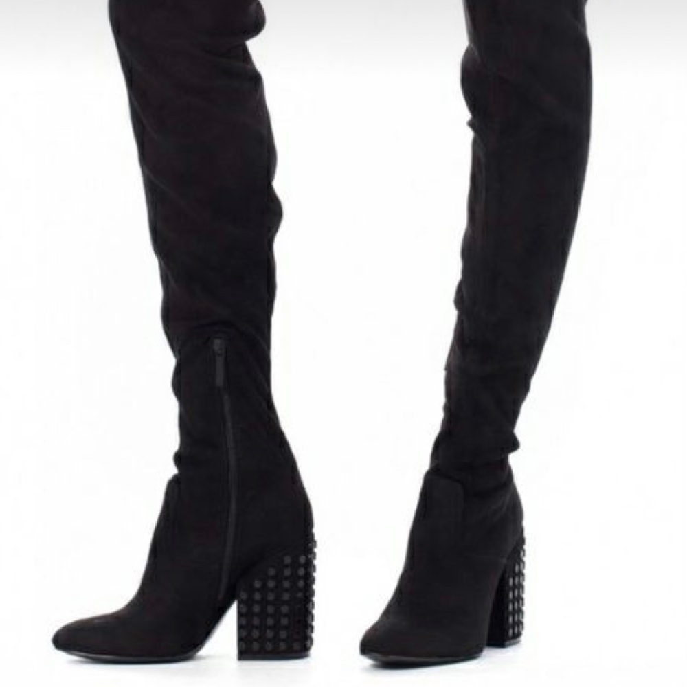 These boots are fire! KENDALL + AND KYLIE BRETT BLACK OVER THE KNEE BOOT US8